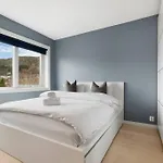 Scandinavian Style Apartement! Balcony And Stunning Views! 아파트