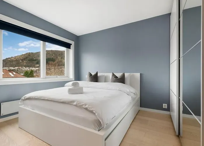 Scandinavian Style Apartement! Balcony And Stunning Views! Διαμέρισμα